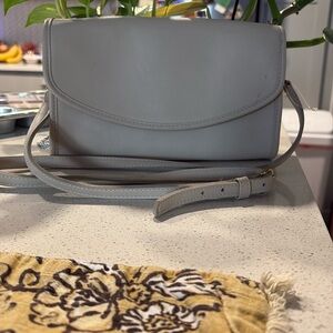 Vintage Coach Sterling Clutch 9945 – Like New, Made in USA